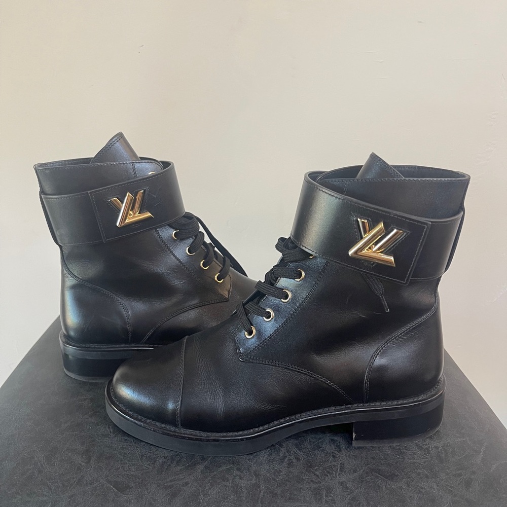 Louis Vuitton Wonderland Flat Ranger Boots
